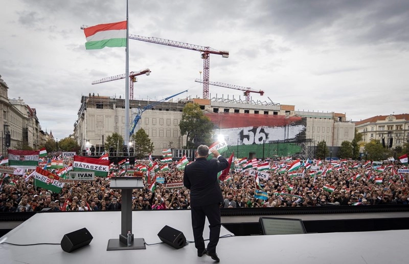 Orban pred pristašama: Bruxelles želi rat u Europi, želi da se umire za Ukrajinu